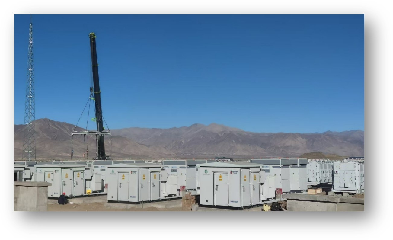 國(guó)電(diàn)投西(xī)藏桑珠孜區(qū)90MW光(guāng)伏治沙項目配儲18MW/72MWh